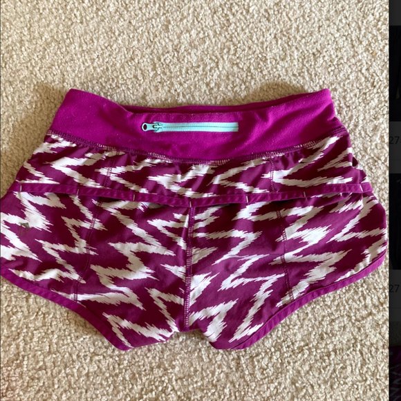 Ivivva Shorts - Picture 2 of 3